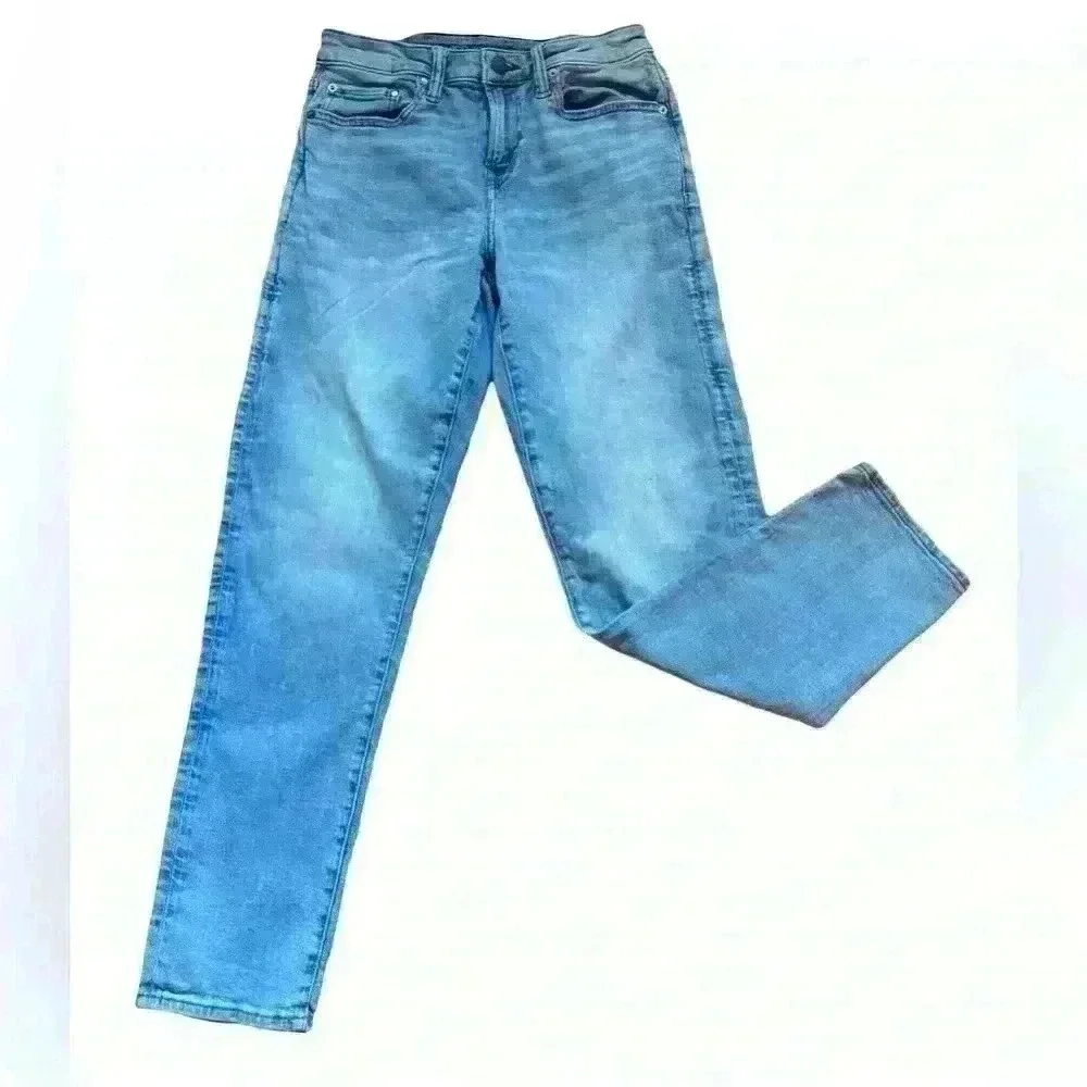 American Eagle Airflex+ Men’s Light Wash Straight Leg Jeans size 28x30.